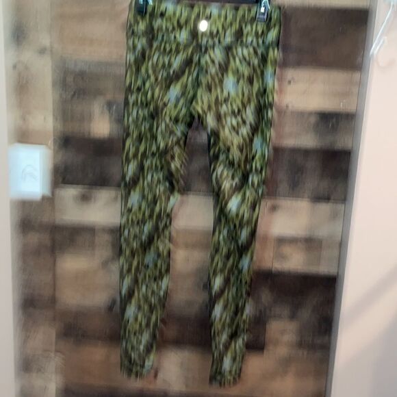 Lululemon Wunder Under Pant Full-On Luxtreme
Lusche Telemark Almost Pear Inkwell - Picture 3 of 8